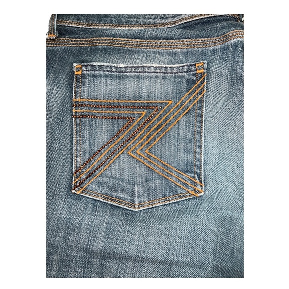 7FAM Flynt Boot Cut Mid-Rise Jeans - 32, rhinestone pockets - Picture 2 of 12